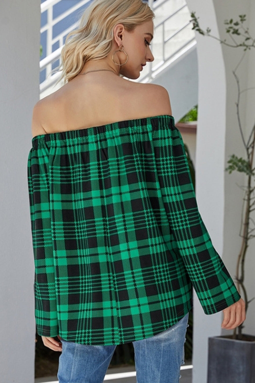 elveswallet Off-the-shoulder Check Sweater