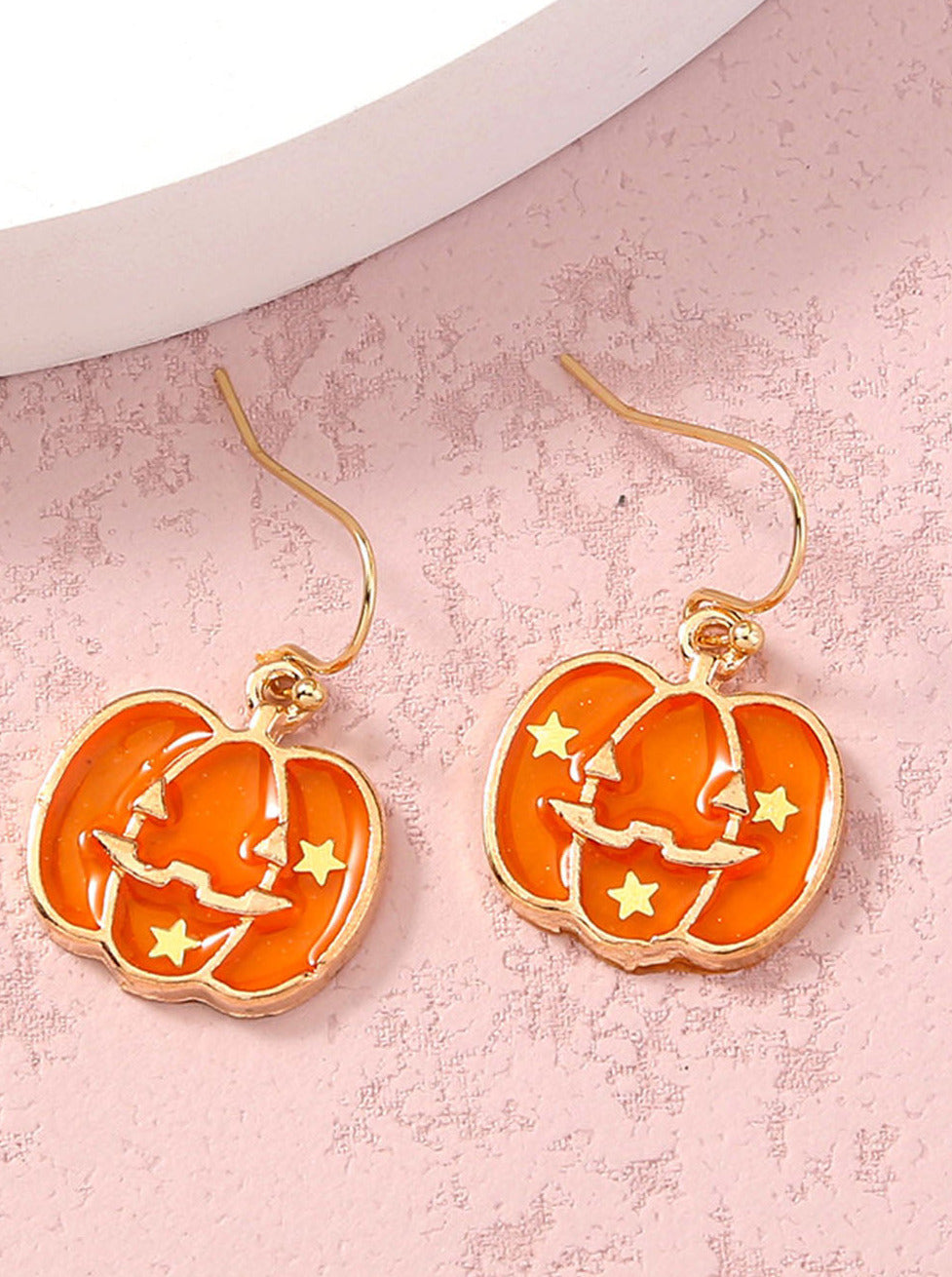 Elveswallet Pumpkin Hook Earrings