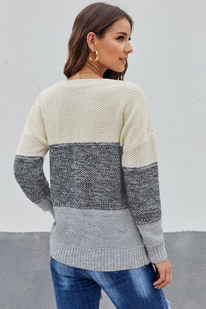 elveswallet Color Block Sweater