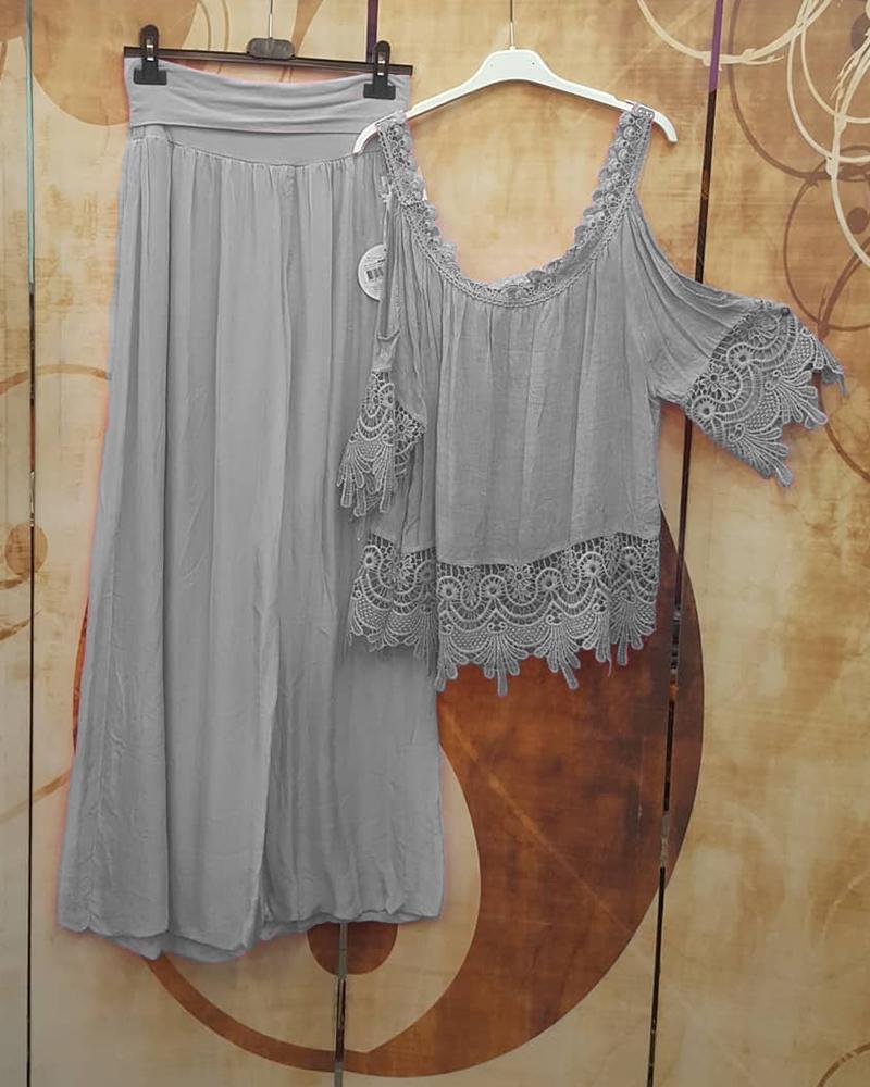 Big Round Neck Lace Hem Off-Shoulder Vest Five-Point Sleeves Two-Piece Suit