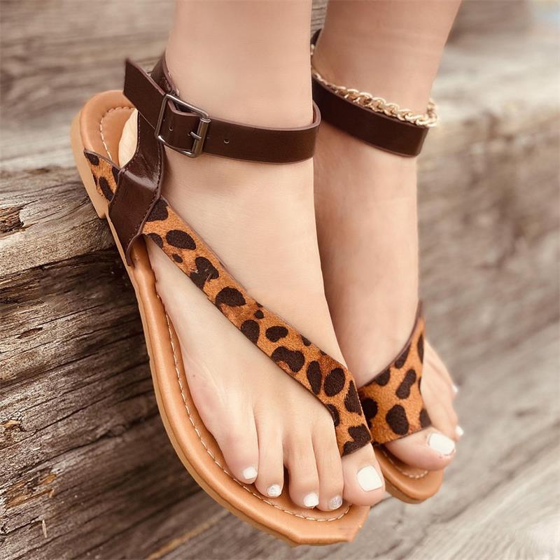 elveswallet Faux Suede Leopard Print Flat Sandals