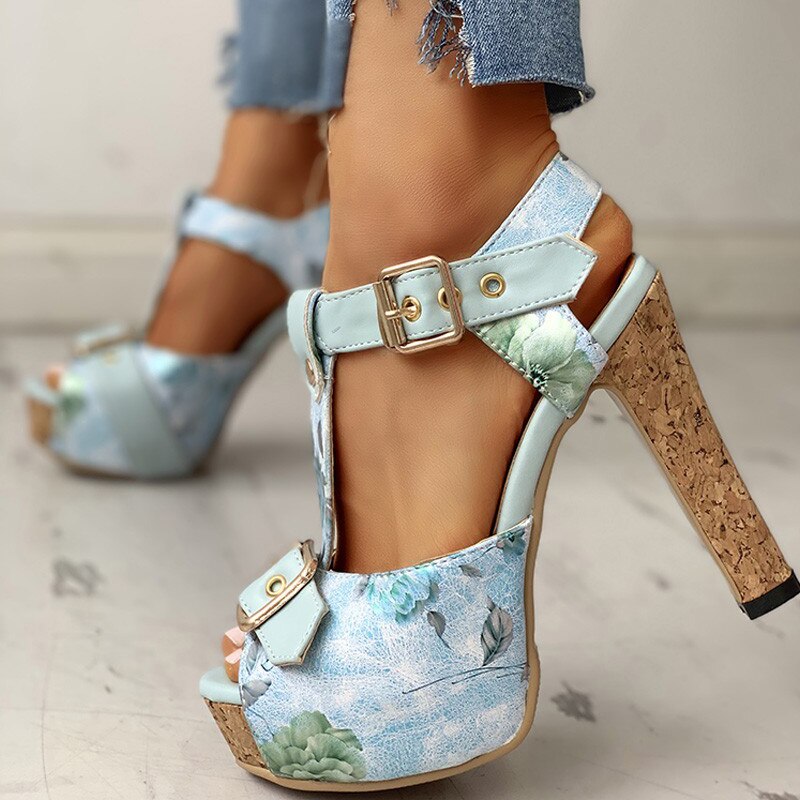 elveswallet Platform Flower Square Heel Shoes