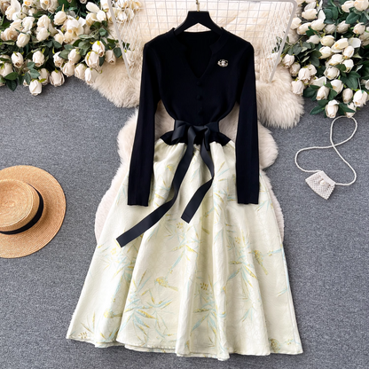 - Autumn and winter knitted splicing jacquard puffy dress GEU533