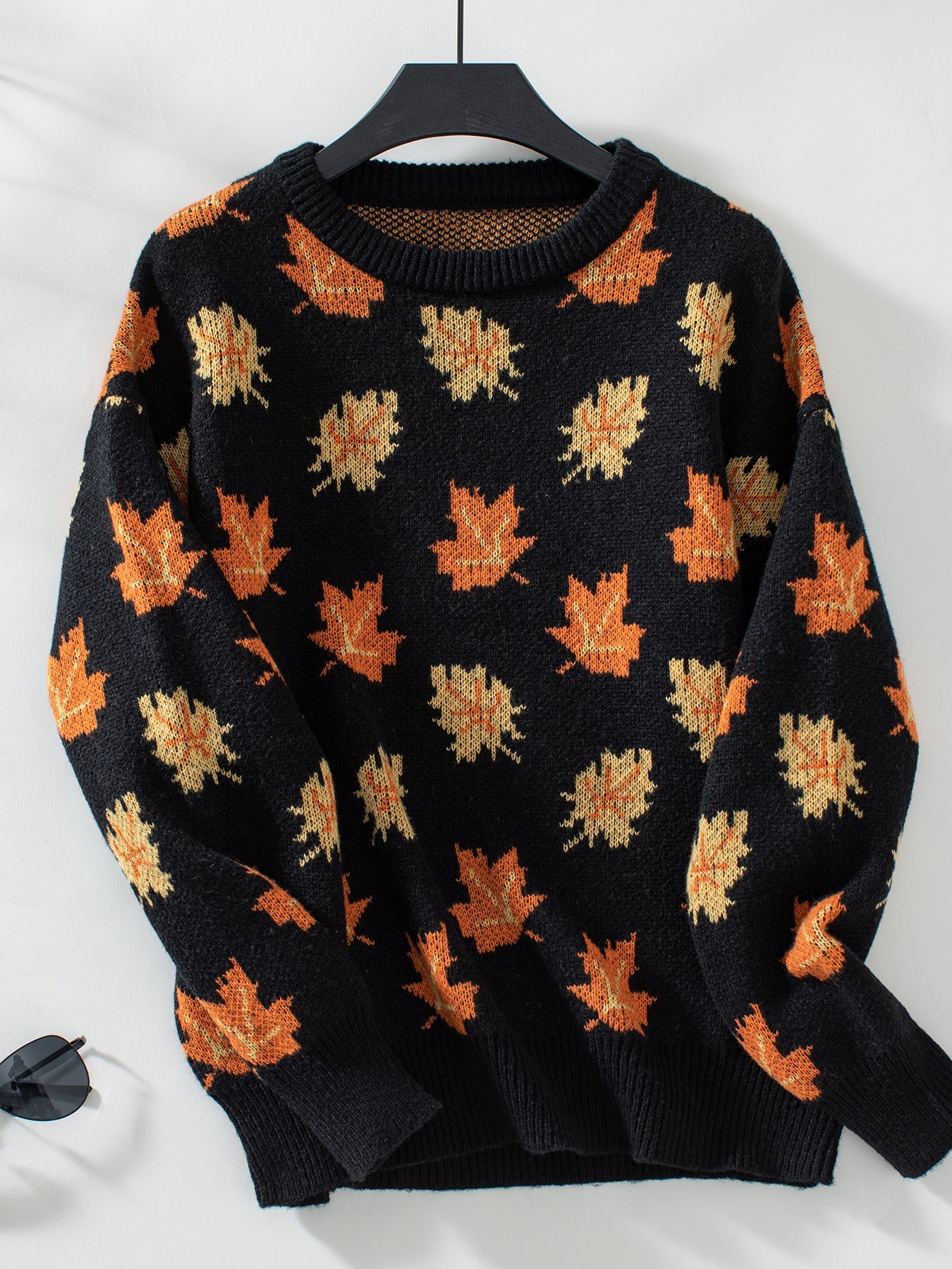 elveswallet Maple Leaf Jacquard Casual Pullover Sweater