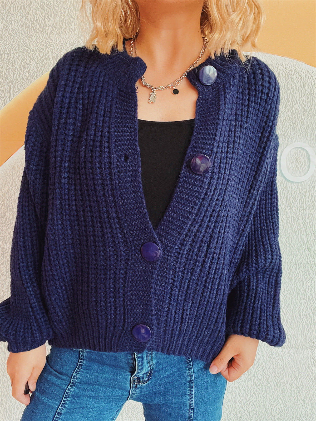 elveswallet Large round button cropped knitted cardigan