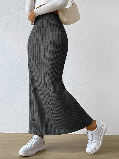 elveswallet CozyKnit High-waisted slim-fitting side slit knitted long skirt