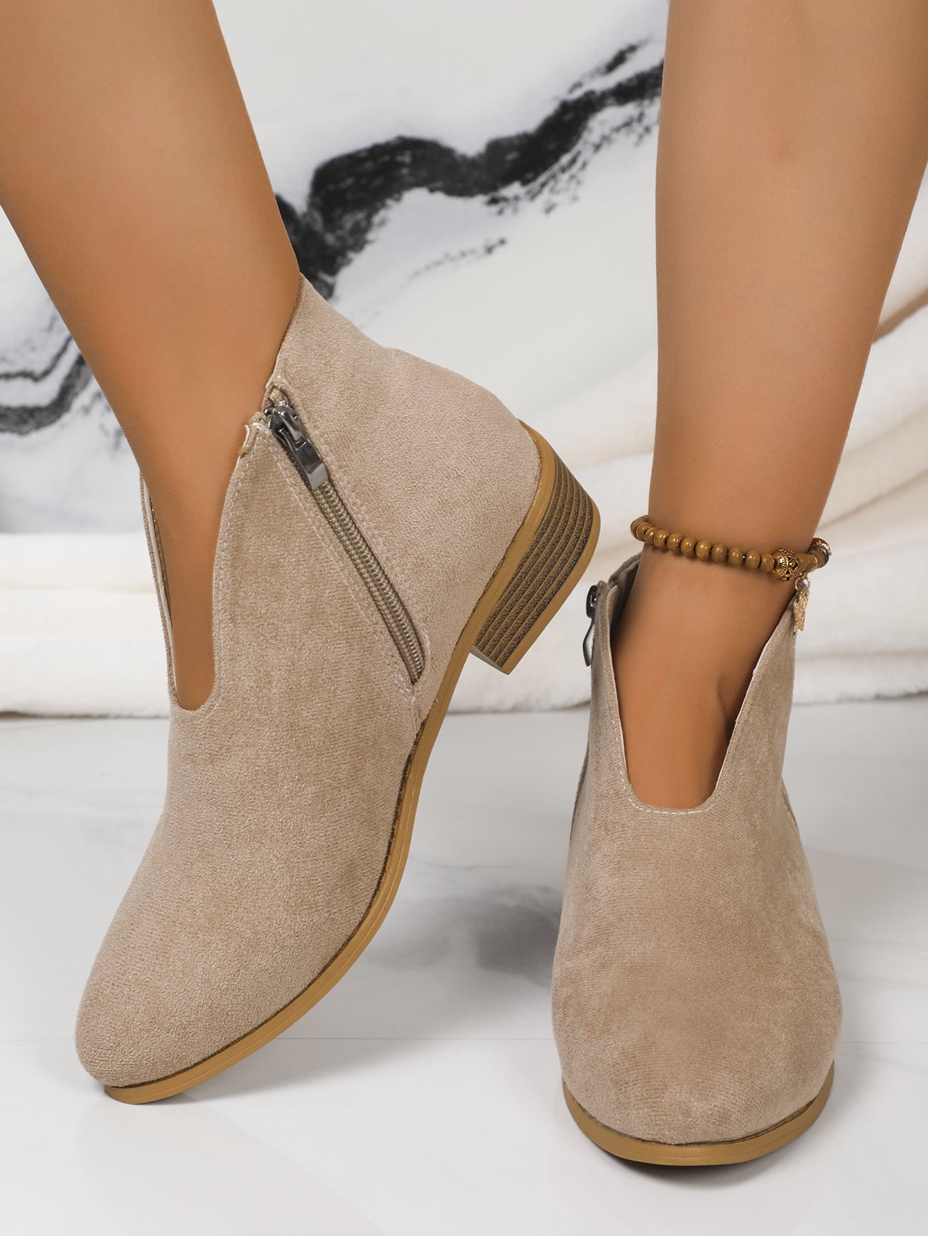 elveswallet Side zipper round toe suede square heel ankle boots