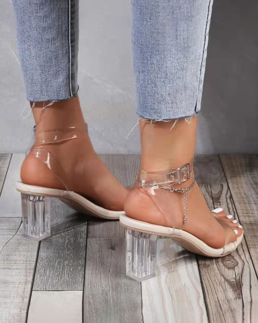 elveswallet Clear Strap Mid-High Heel Sandals