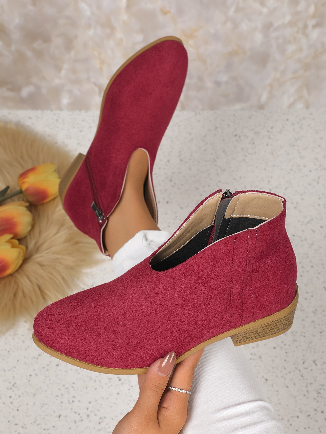 elveswallet Side zipper round toe suede square heel ankle boots