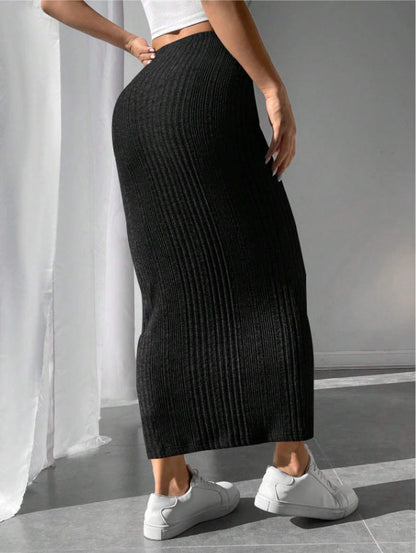 elveswallet CozyKnit Irregular stripes slim-fitting knitted skirt