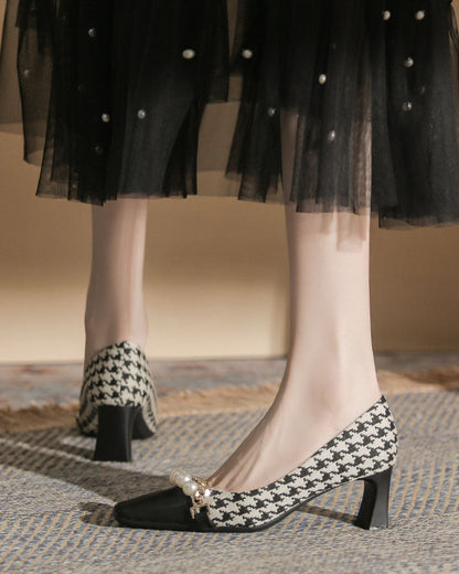 elveswallet Pearl-Embellished Chunky Heel Plaid Velvet Shoes