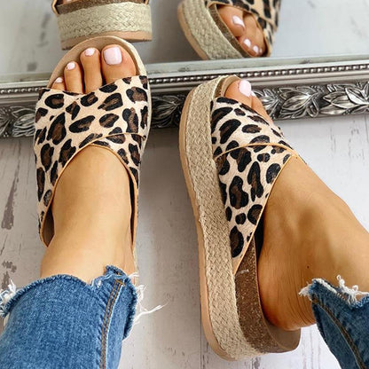 elveswallet Constan Leopard Flat Slippers