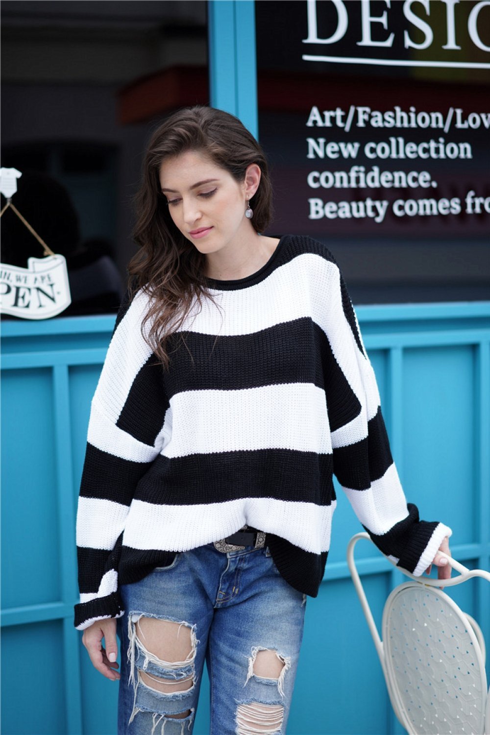 elveswallet Leisutr Striped Round Neck Sweater