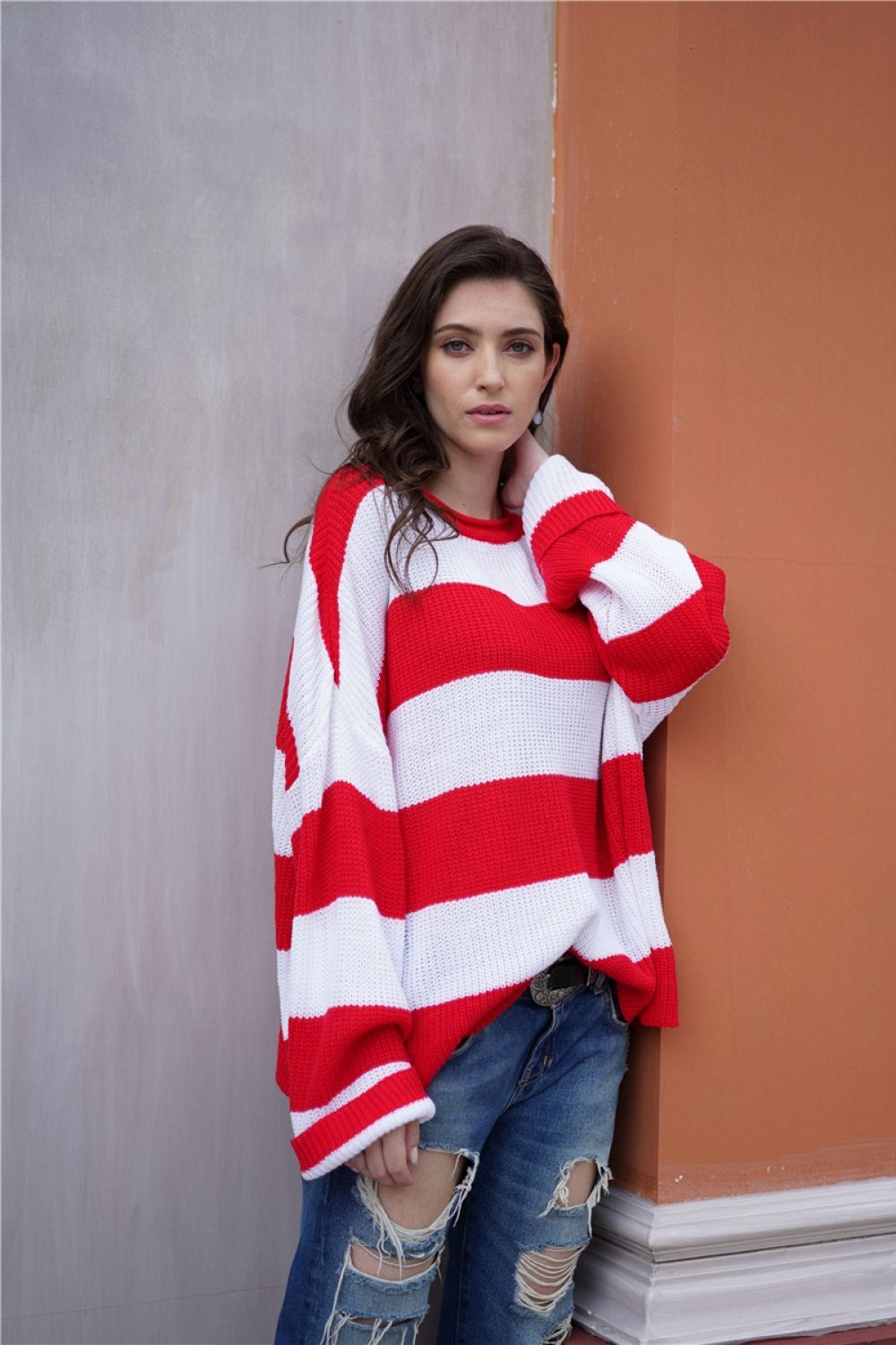 elveswallet Leisutr Striped Round Neck Sweater